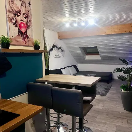 Apartman Modern Attic With Pool View Ac And Gym