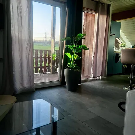 Modern Attic With Pool View Ac And Gym Apartman *