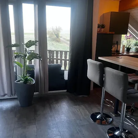 Apartman Modern Attic With Pool View Ac And Gym