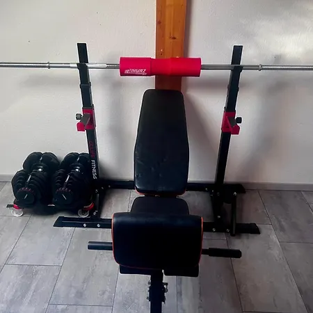 Modern Attic With Pool View Ac And Gym Lägenhet Hutschenhausen