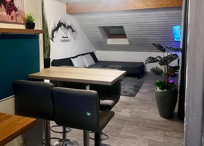 דירה Modern Attic With Pool View Ac And Gym *