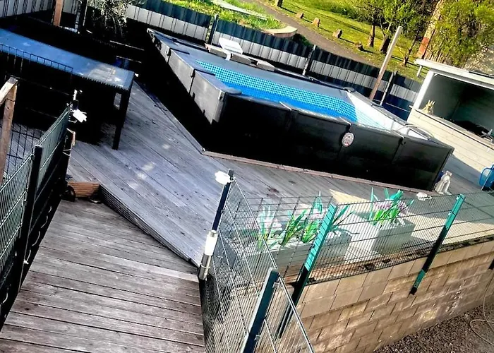 Modern Attic With Pool View Ac And Gym * Hutschenhausen