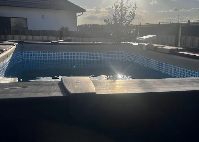 Modern Attic With Pool View Ac And Gym Hutschenhausen