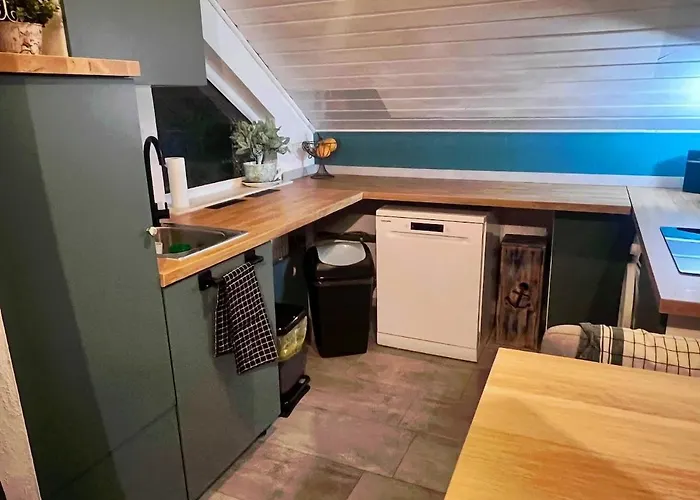 דירה Modern Attic With Pool View Ac And Gym *