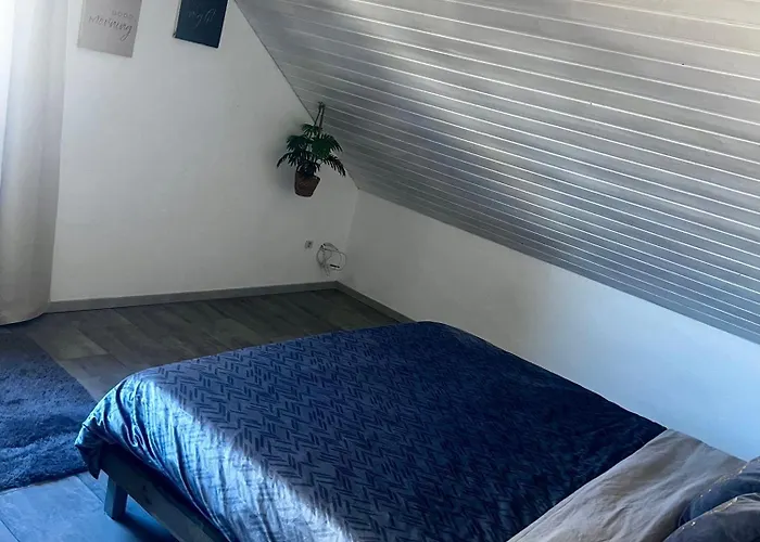 דירה Modern Attic With Pool View Ac And Gym Hutschenhausen