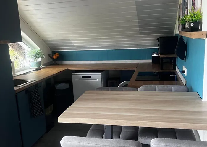 Modern Attic With Pool View Ac And Gym * Hutschenhausen