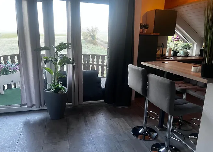 דירה Modern Attic With Pool View Ac And Gym