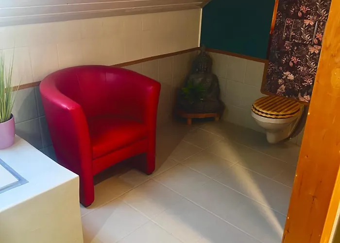 Modern Attic With Pool View Ac And Gym דירה *