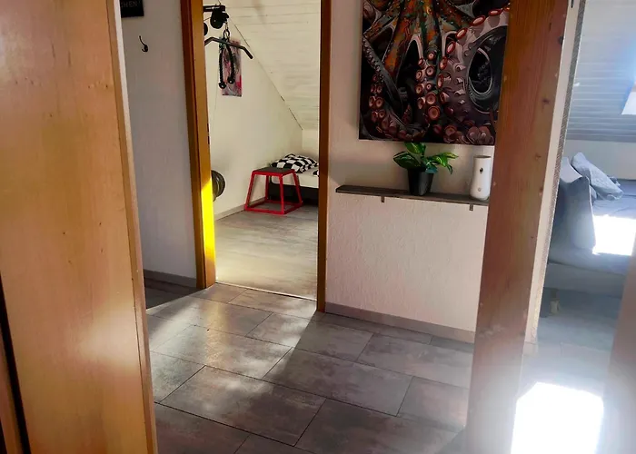 Modern Attic With Pool View Ac And Gym דירה Hutschenhausen