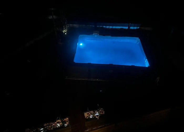 Modern Attic With Pool View Ac And Gym Hutschenhausen