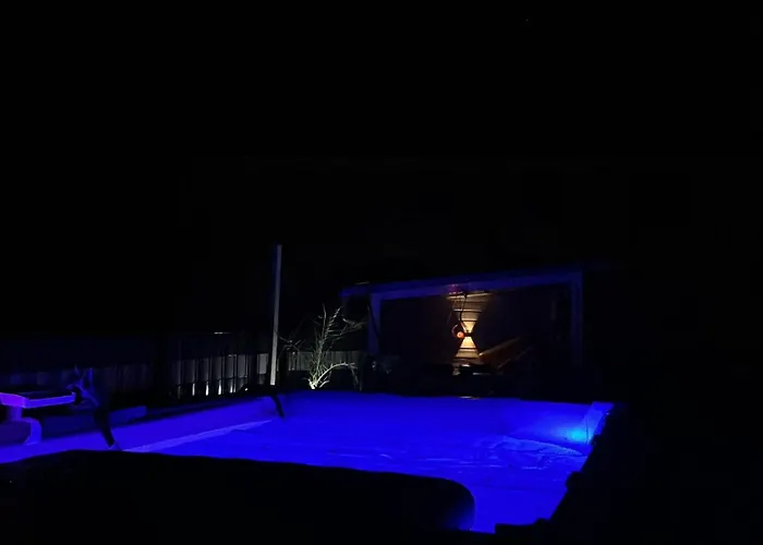 Modern Attic With Pool View Ac And Gym *